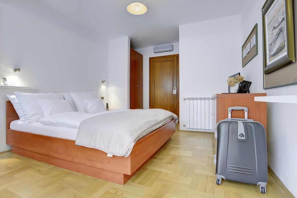 רוביני Villa Milli B&B מראה חיצוני תמונה